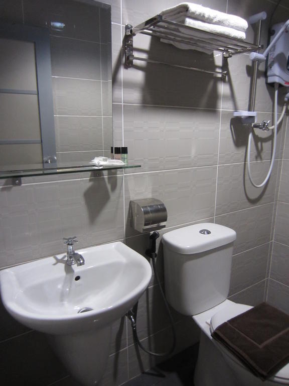 Radiant Hotel Sitiawan Room photo